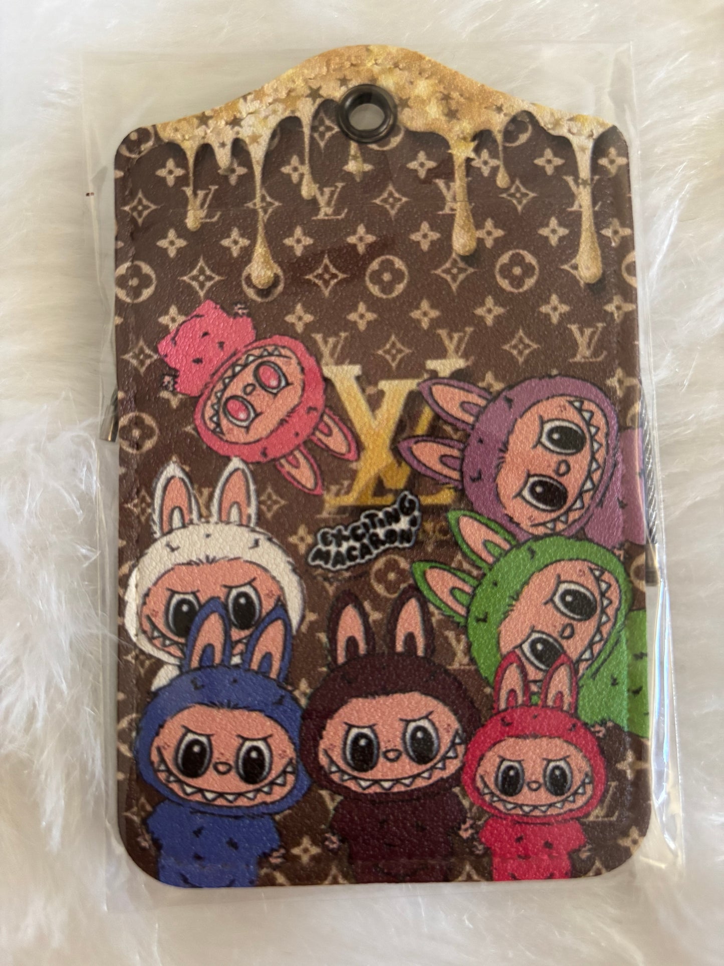 Luggage tags